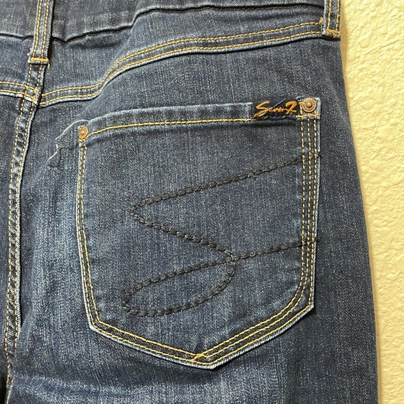 Seven7 Women's Tummyless High Rise Skinny Jeans. Very Good Condition. Size 12. - Picture 6 of 14